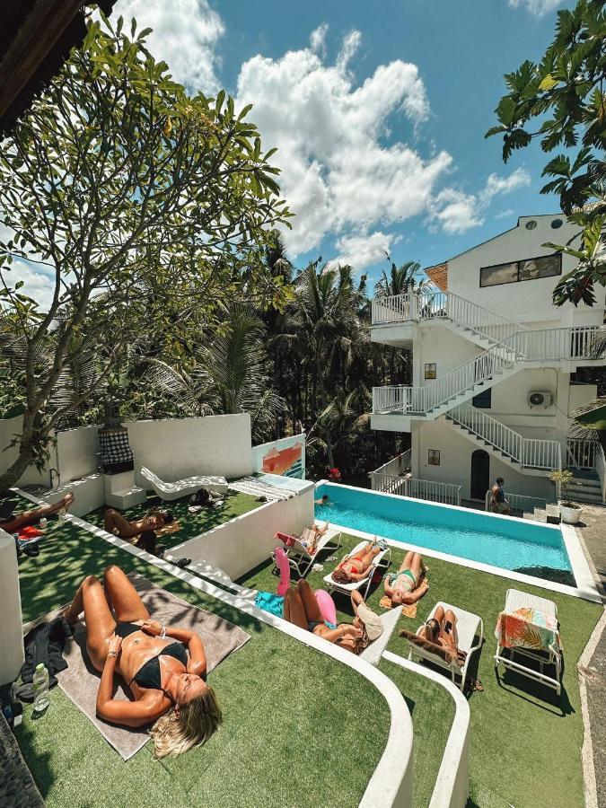 Pillow Inn Ubud Екстер'єр фото